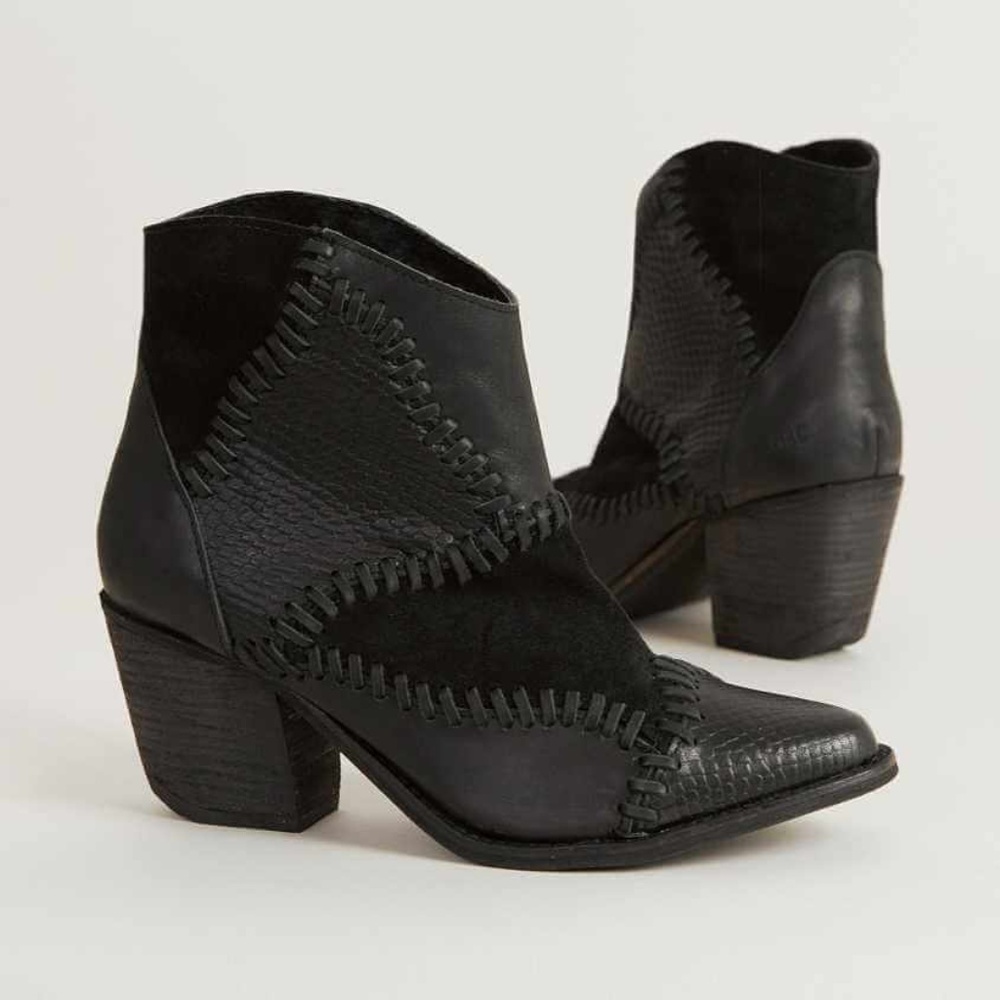 Musse & Cloud Jaeda Women's Bootie Ankle Black Pat